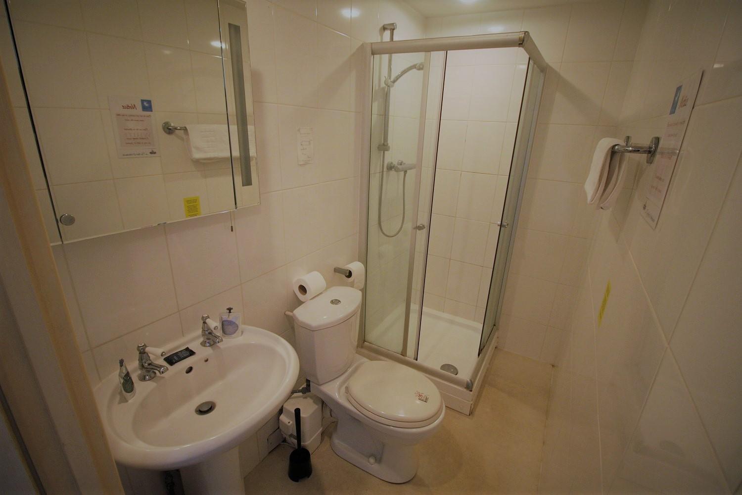 Hotel The White Hart à Whitchurch  Chambre photo